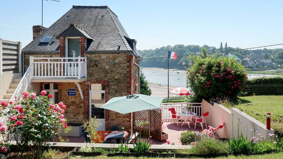 Saint-Cast-le-Guildo Apartment | Le Clos du Port 2 by Interhome