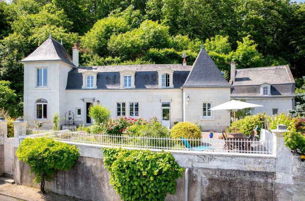 Chenehutte-Treves-Cunault Bed & Breakfast | Le Clos Eugénie