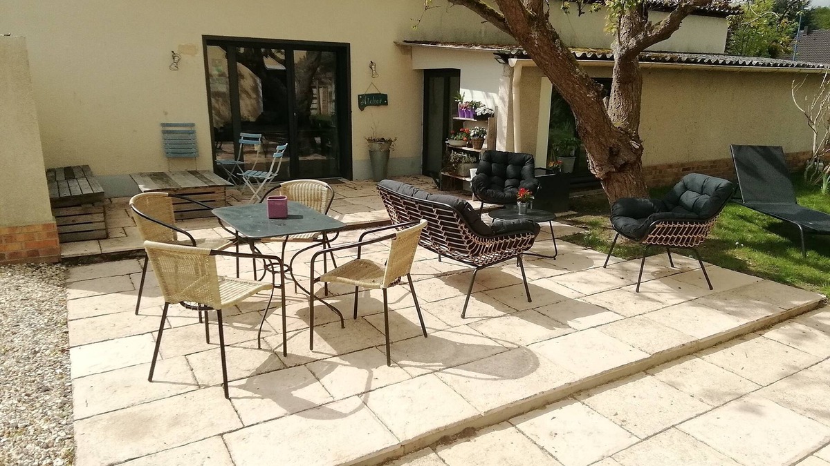 Saint-Aubin-Les-Elbeuf Condo | Le Clos des Feugrais- Peace & Comfort