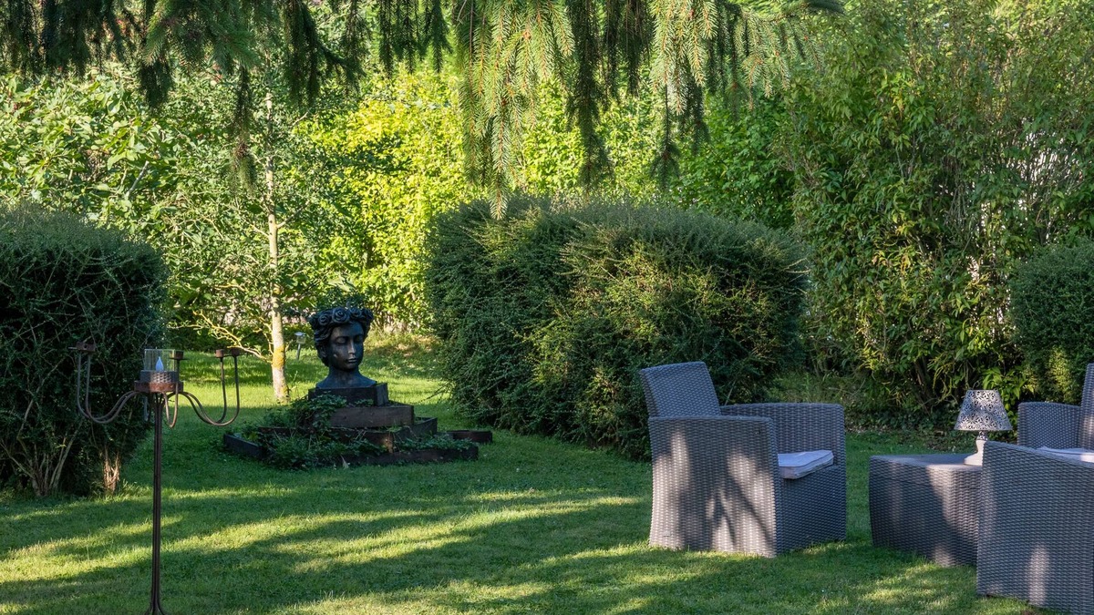 Tourny House | Le Clos Saint Paul