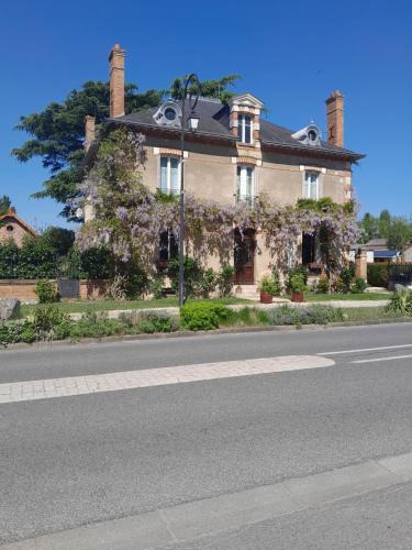 Ligny-le-Ribault House | Le clos st Justin