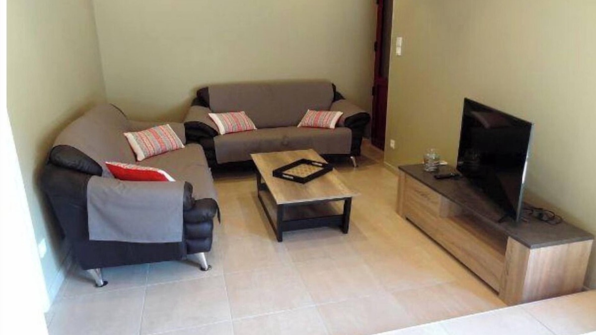 Sury-pres-Lere House | Le Clos Terre