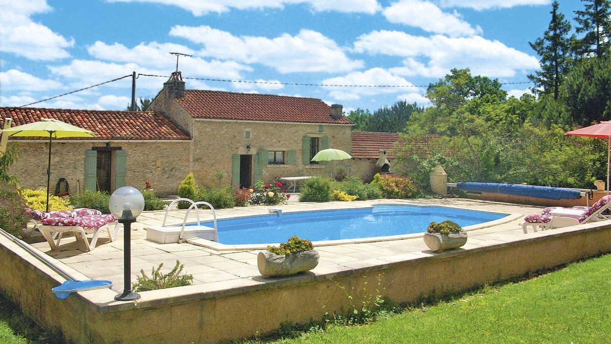 Blanquefort-sur-Briolance House | Le Coustal by Interhome