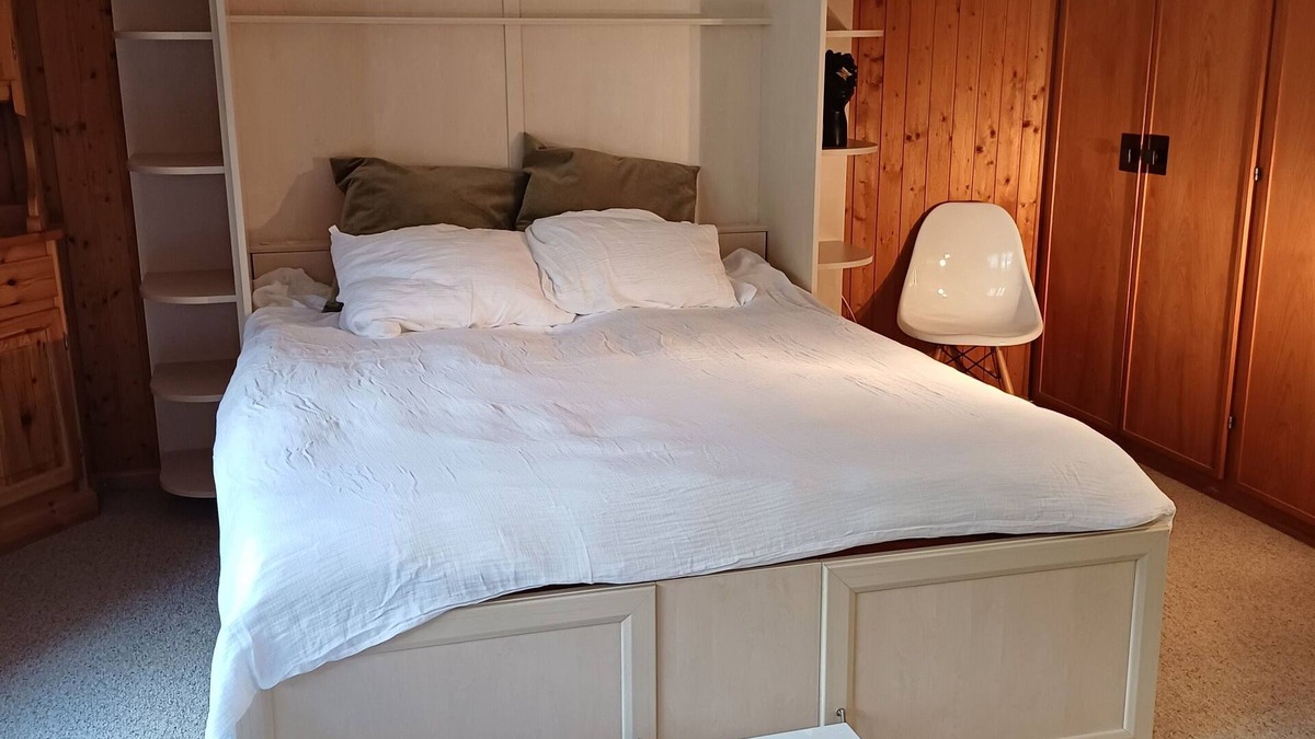 Champery Apartment | Le Cocon, Large studio 35m2, Champery 700m from the cable car 2 to 4 persons