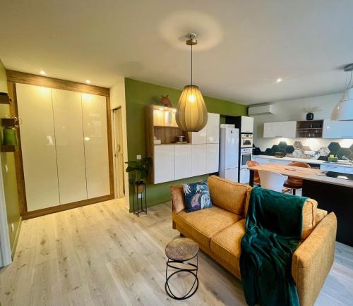 Saint-Alban-de-Roche Apartment | Le coin de Mel, Parking privé, 6 personnes