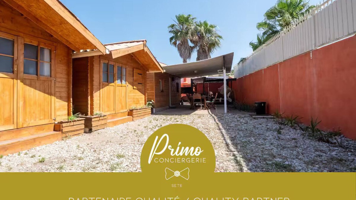 Le Grau-dʼAgde Ski Chalet | Le Coin du Gecko - Simplicity & Charm