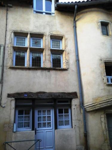 Cluny Apartment | Le Colimaçon