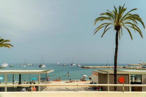Menton Apartment | Le Coq Franciosy - AC - WiFi - New - Sea