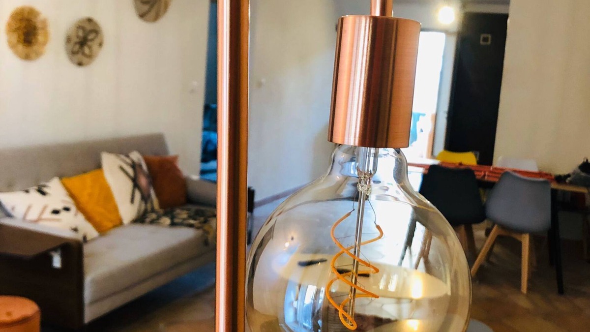 Sedan Apartment | LE COSY WIFI FREE PARKING The whole street