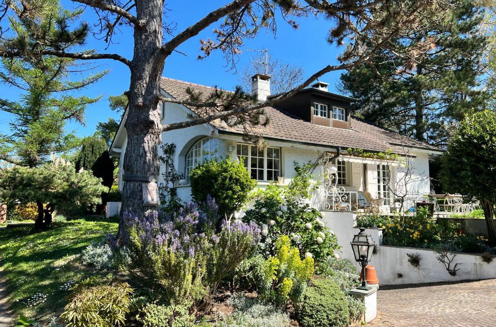 Collonge-Bellerive House | Le Cottage