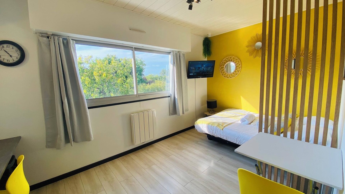Les 3 Cites Apartment | Le Delta * Centre/CHU * private parking * Netflix/Wifi