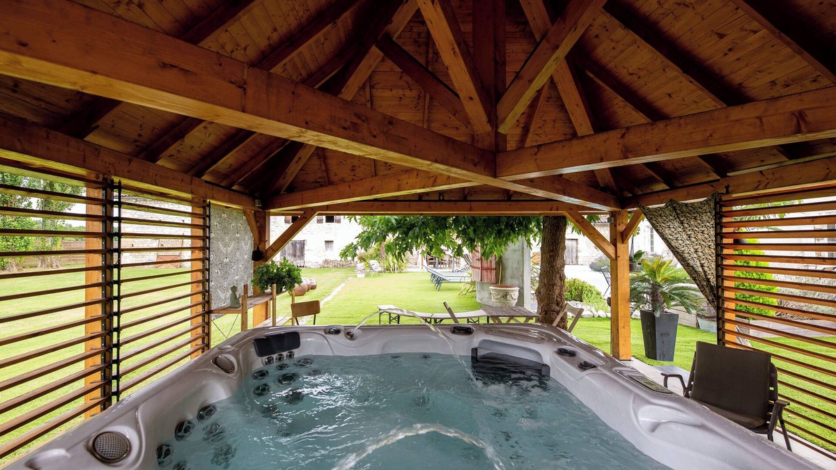Salignac House | Le Domaine d'Ardgalen