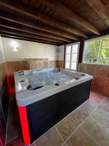 Saint-Ouen-les-Vignes House | Le Domaine du Cerf - Gites, nature et Spa