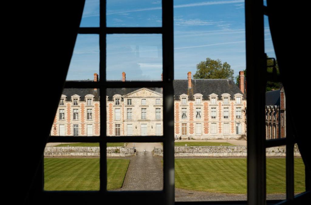 Saint-Martin-en-Biere Apartment | Le Domaine de Fleury - Pierres d'Histoire