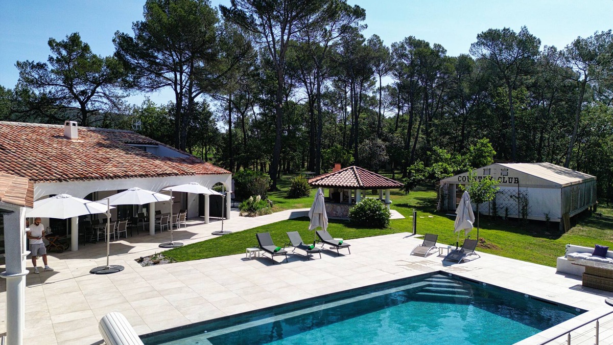 Brignoles Villa | Le Domaine de l'Olivier, 20p, swimming pool, sauna