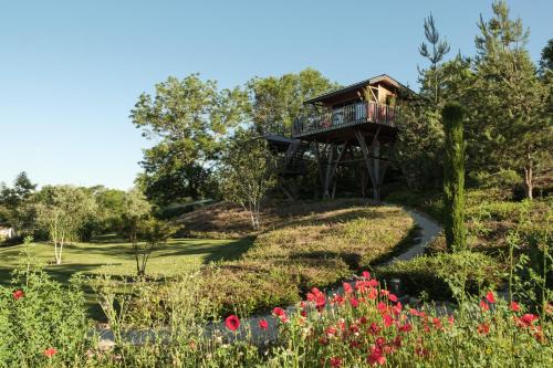 Jouey Hotel | Le Domaine des Prés Verts Suites & Chambres avec Jacuzzi Privatif