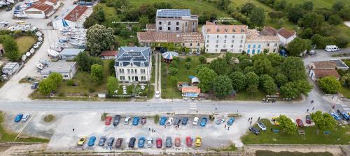 Mortagne-sur-Gironde House | Le Domaine du Meunier