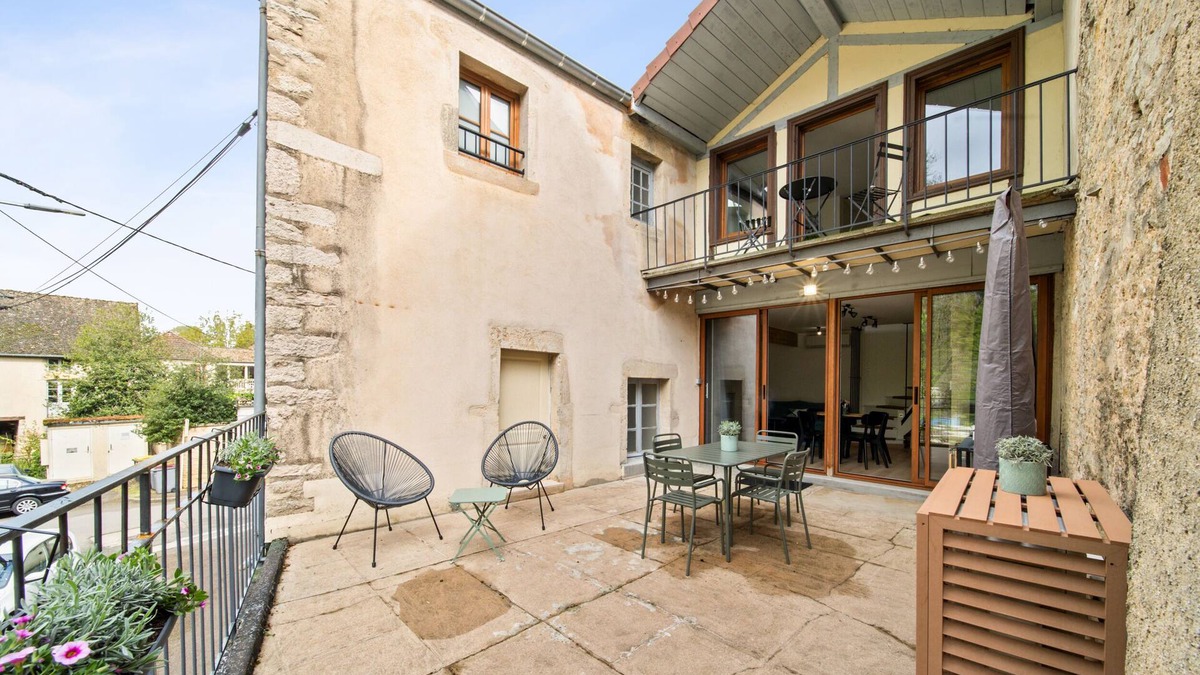 Savigny-les-Beaune House | Le Duplex, apartment overlooking the park