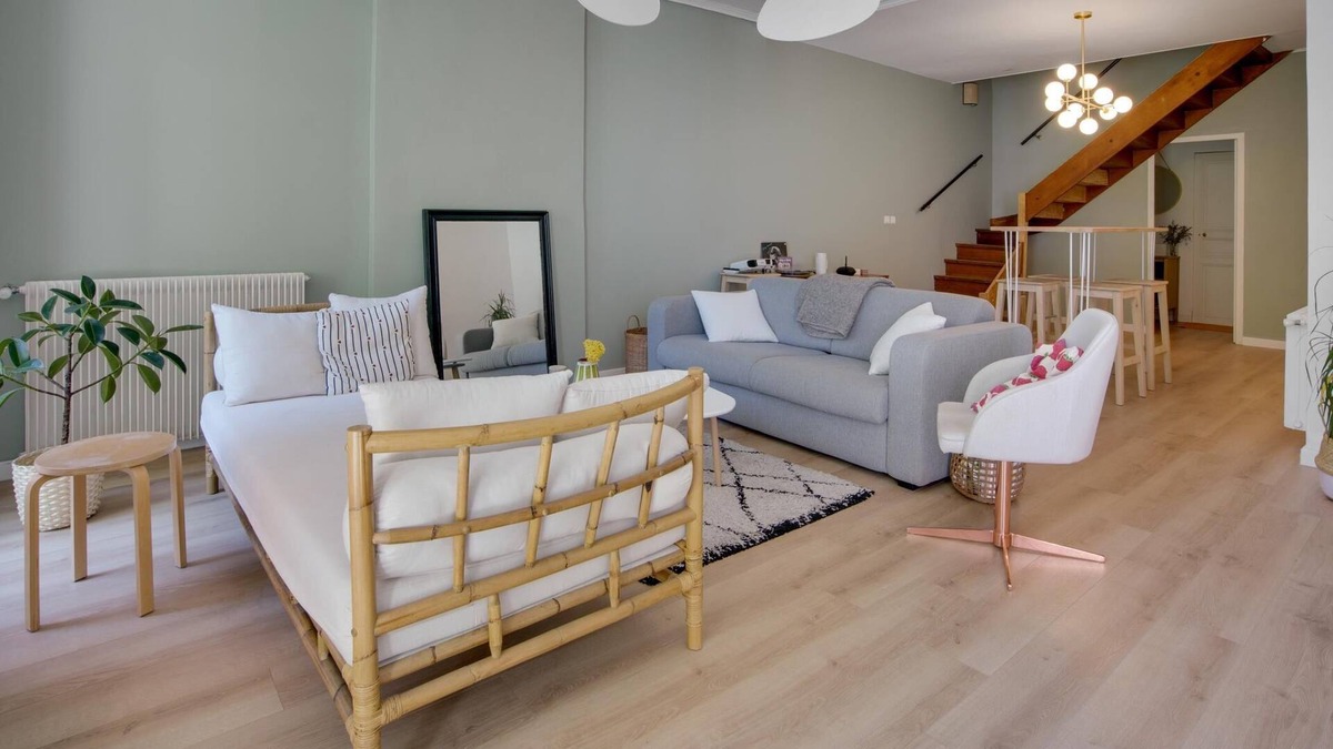 Les Cinq Avenues Apartment | 'Le Duplex' Large 131m2 duplex with garden in Marseille by Weekome