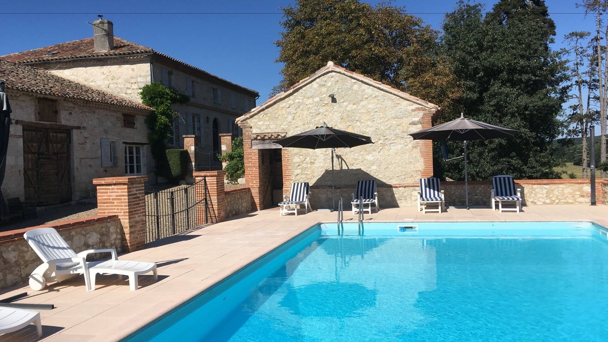 Auvillar Bed & Breakfast | Le Farat