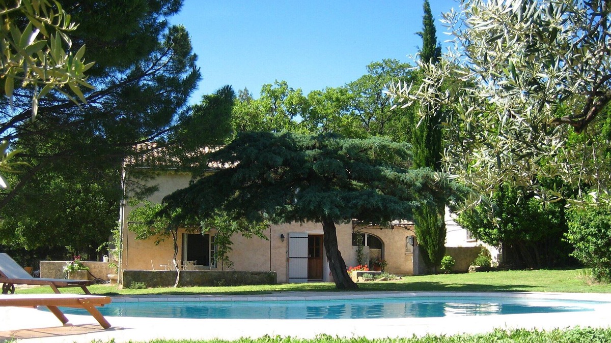 Aubignan Other | Les Rocans - a charming farmhouse set in olive groves with stunning views