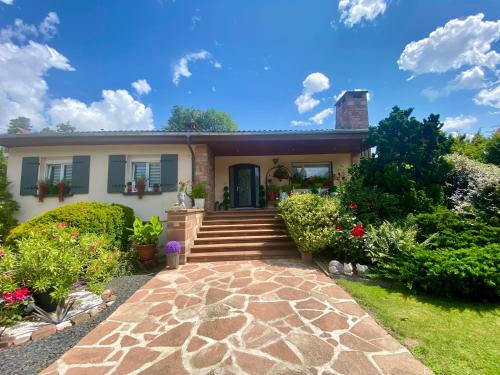 Saint-Die Apartment | Le Gîte de Brigitte !