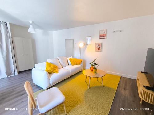 Mauleon Apartment | Le Gîte des Capucines