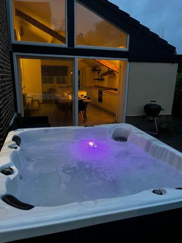 Oupeye House | Le Gîte du Moulin - Modernity & Elegance - jacuzzi