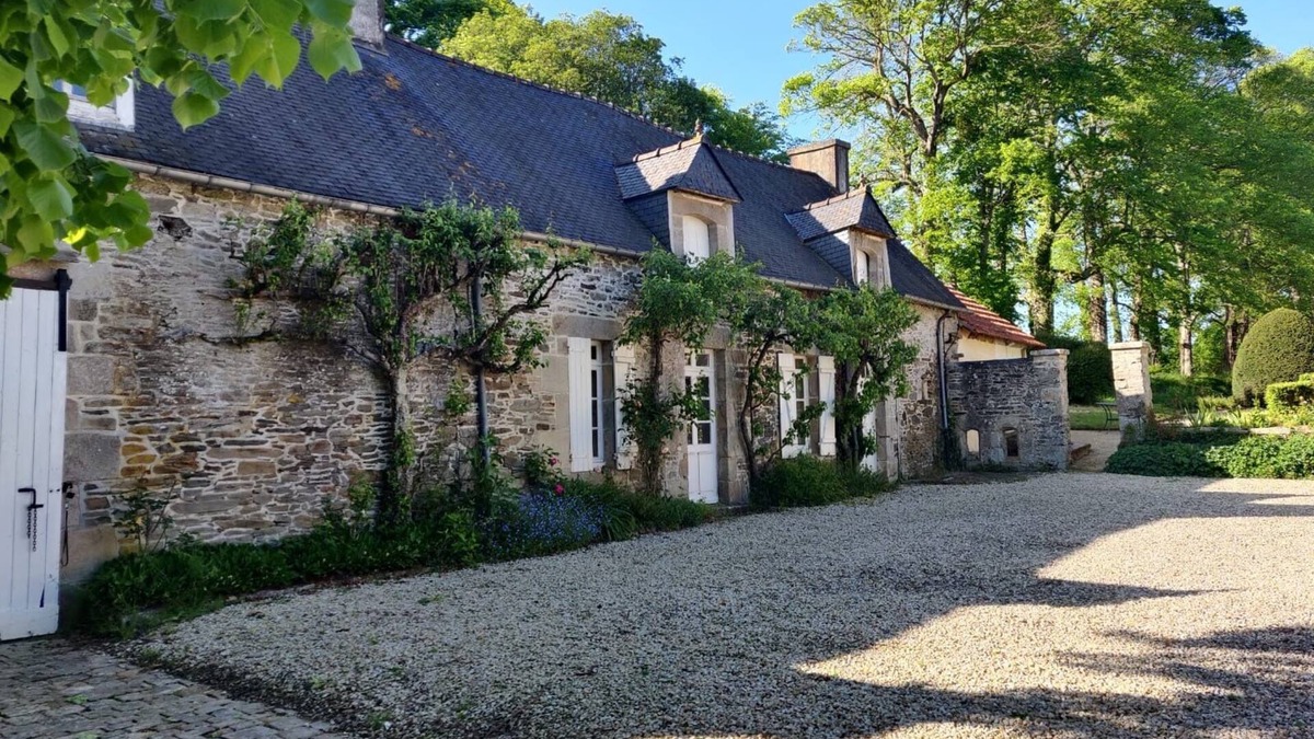 Saint-Denoual House | Le gîte Terre - Château de la Guyomarais