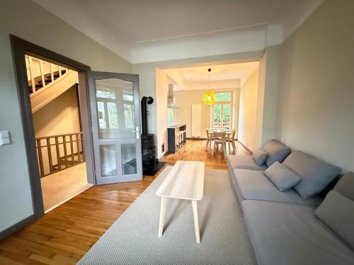 Belair Apartment | Le Gaston de Belair - Room 006 - 2nd floor - Shared Kitchen