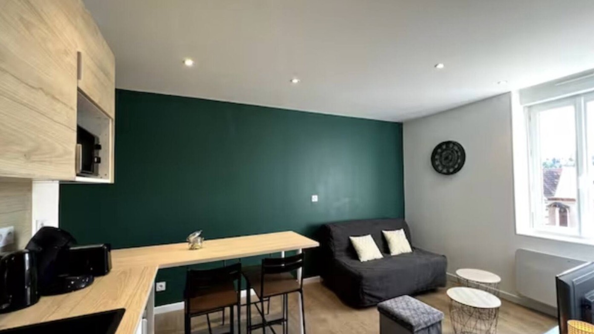 Montlucon Apartment | Le Gatsby