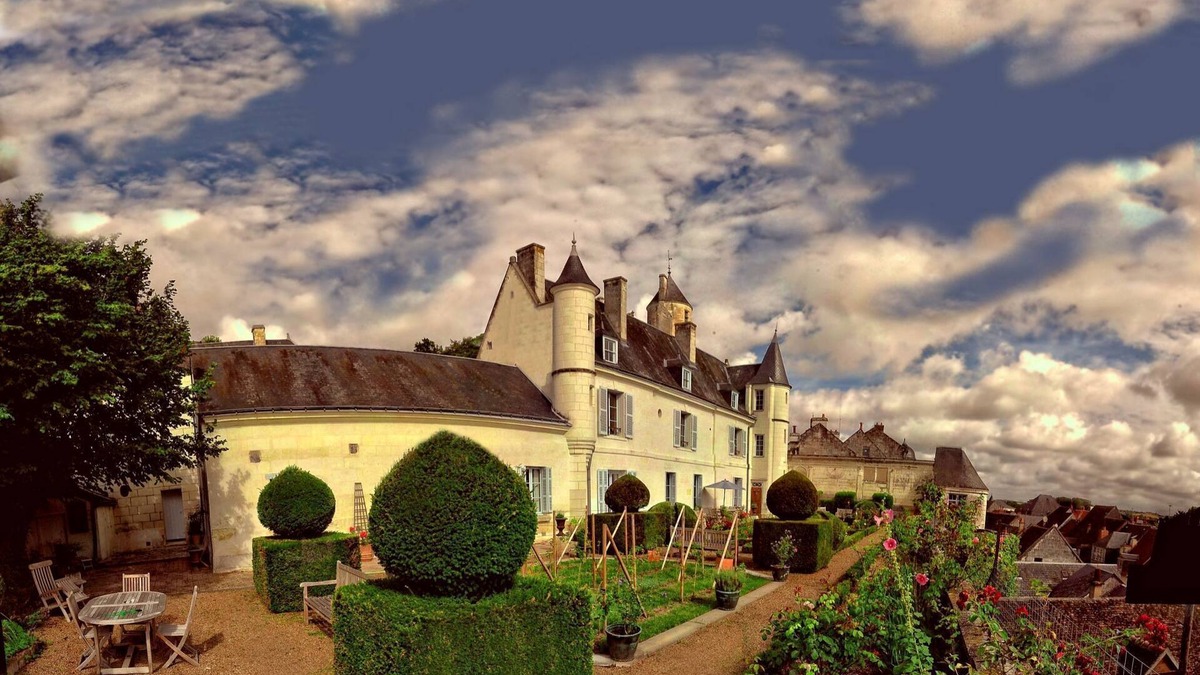 Loches Cottage | Le Gite du Chevalier, Royal City of Loches - rated 4 stars 2025 -