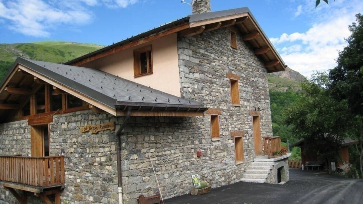 Praranger House | LE Gran Koute - LES Belleville