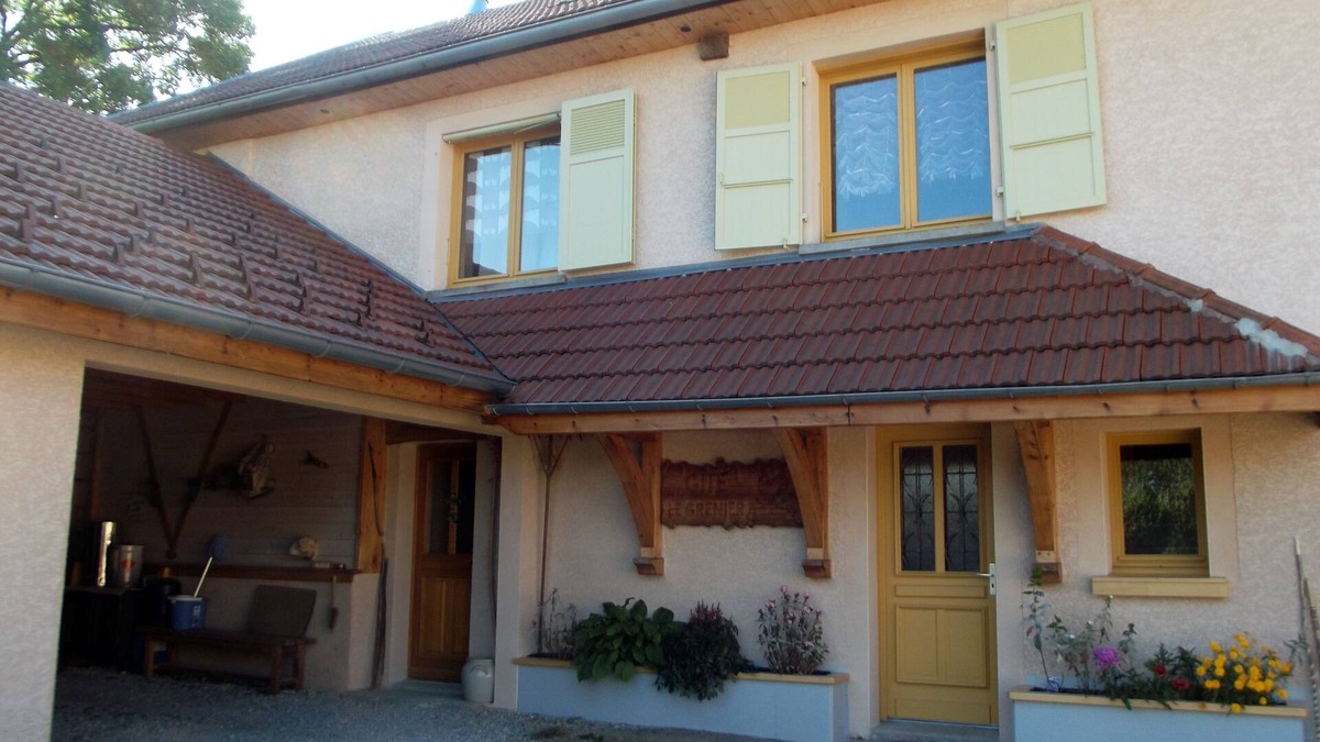 Bief-des-Maisons Cottage | "Le Grenier" for 4 people