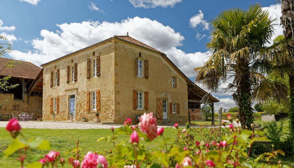 Monlezun House | Le Guitou