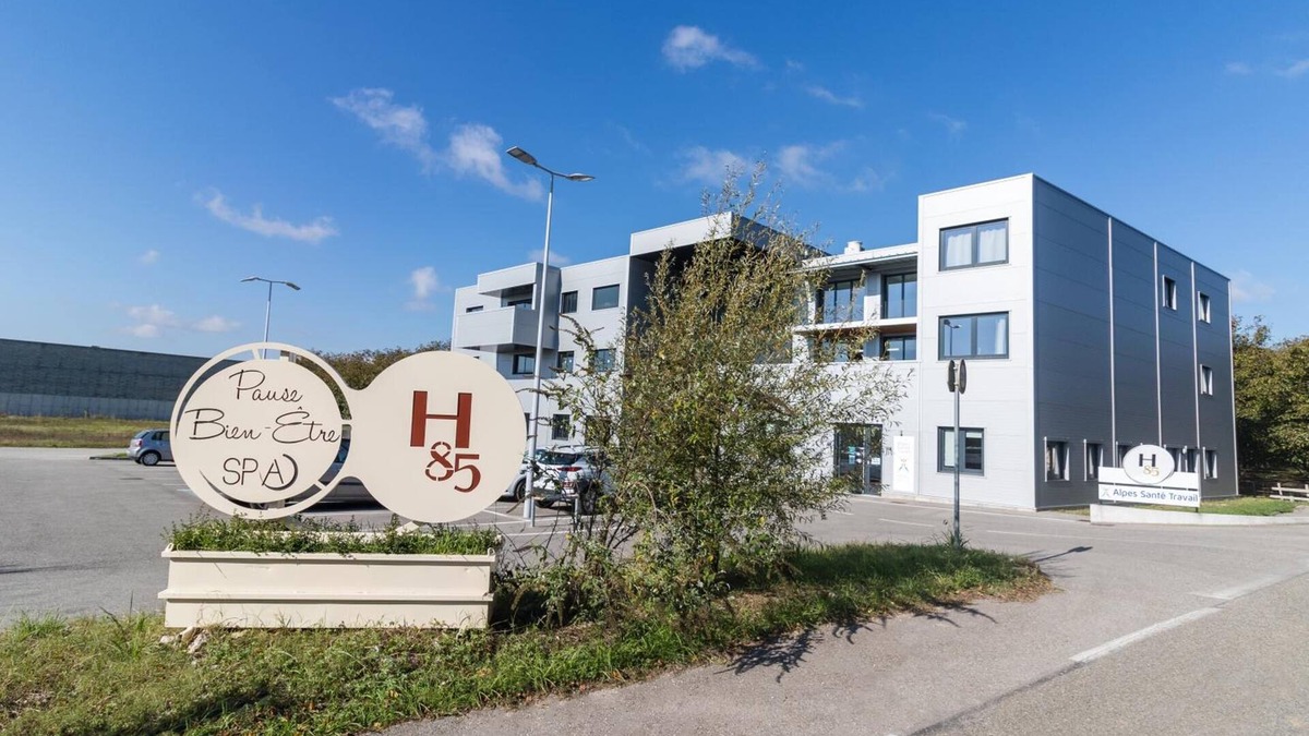 Chatte Hotel | Le H85