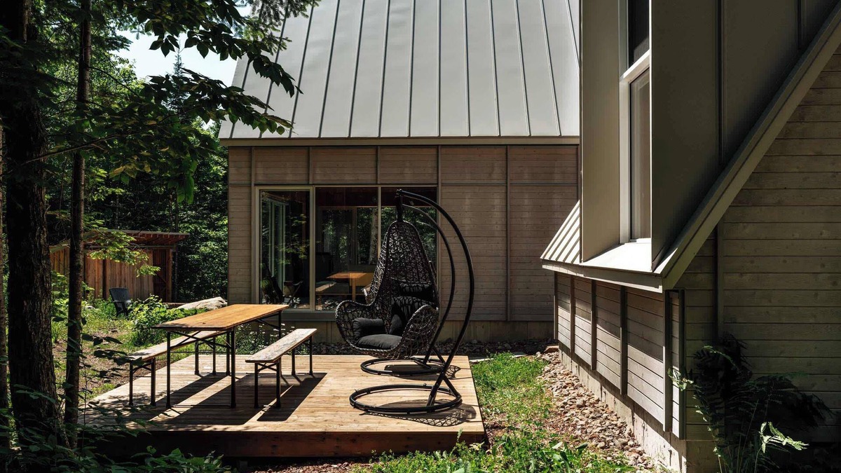 Chertsey Ski Chalet | Le Havre Gris - Lakeside Nature Escape & Hikes