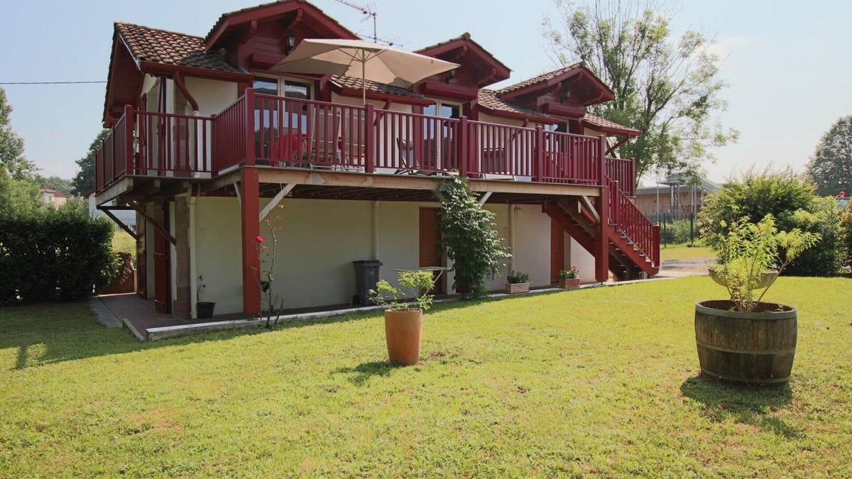 Saint-Jean-Pied-de-Port House | LE JAI Alai - Saint-jean-pied-de-port