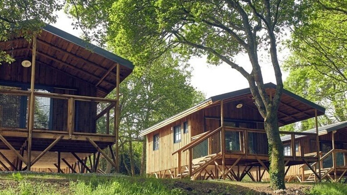 Plogastel-Saint-Germain Cabin | Le Jardin Saint Germain Lodges & Events
