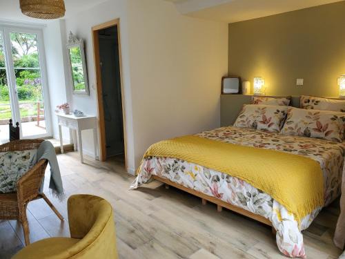 Saint-Fraimbault Bed & Breakfast | Le Jardin des Papillons, gîte et chambre d'hôtes à Saint Fraimbault