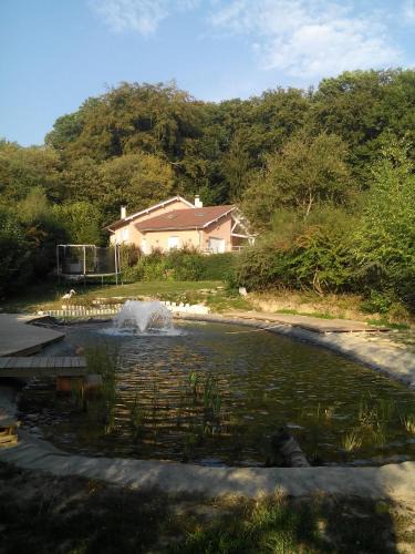 Saint-Paul-dʼIzeaux Bed & Breakfast | Le Jardin Ombragé