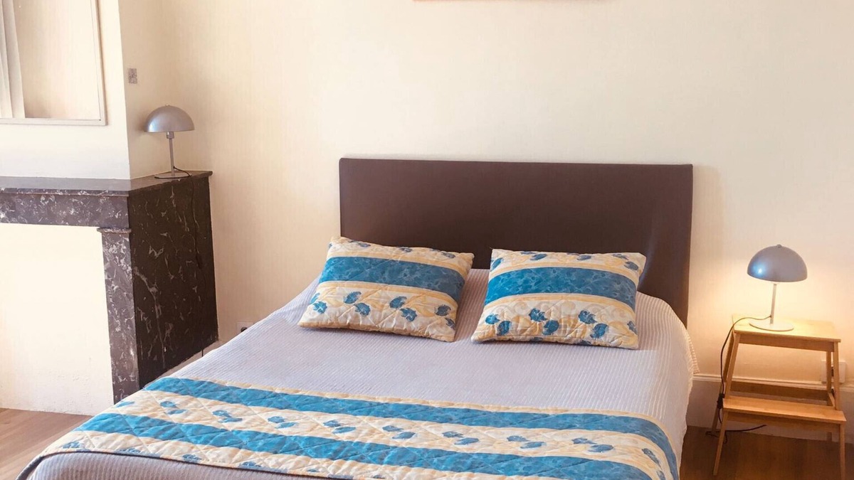 Ecueille Bed & Breakfast | Le Lion d'Or double wifi room (4)