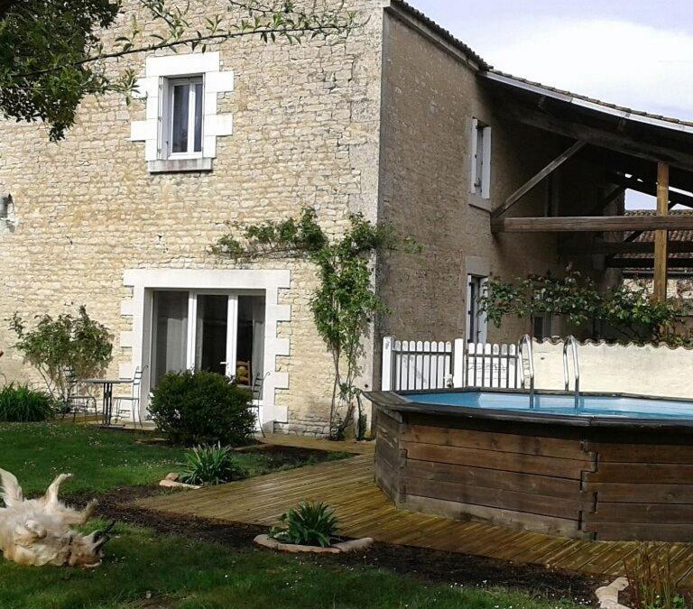 Saint-Hilaire-la-Palud Bed & Breakfast | Le Logis de la Venise Verte
