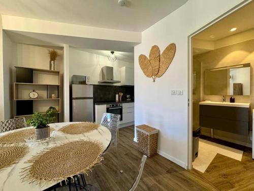 Beziers City Centre Apartment | Le Logis de la Cathédrale