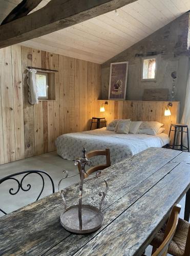 Cholet Apartment | Le logis de la Grange aux Gîtes de l'Etang des Noues,