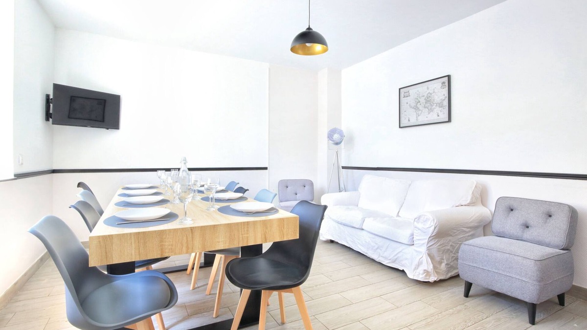 Les Moitiers-d'Allonne House | Le Logis d'Allonne - Maison pour 8