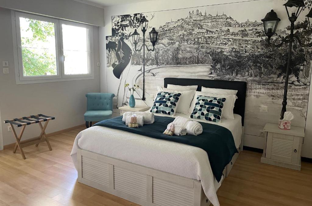 Fleac Bed & Breakfast | Le Maine N 5 - FLÉAC ANGOULEME - Suite Corto Maltese
