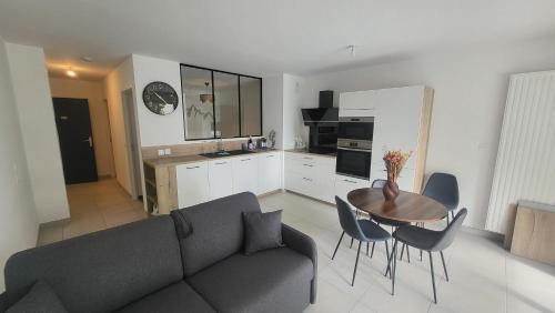 Novel Apartment | Le Majuscule