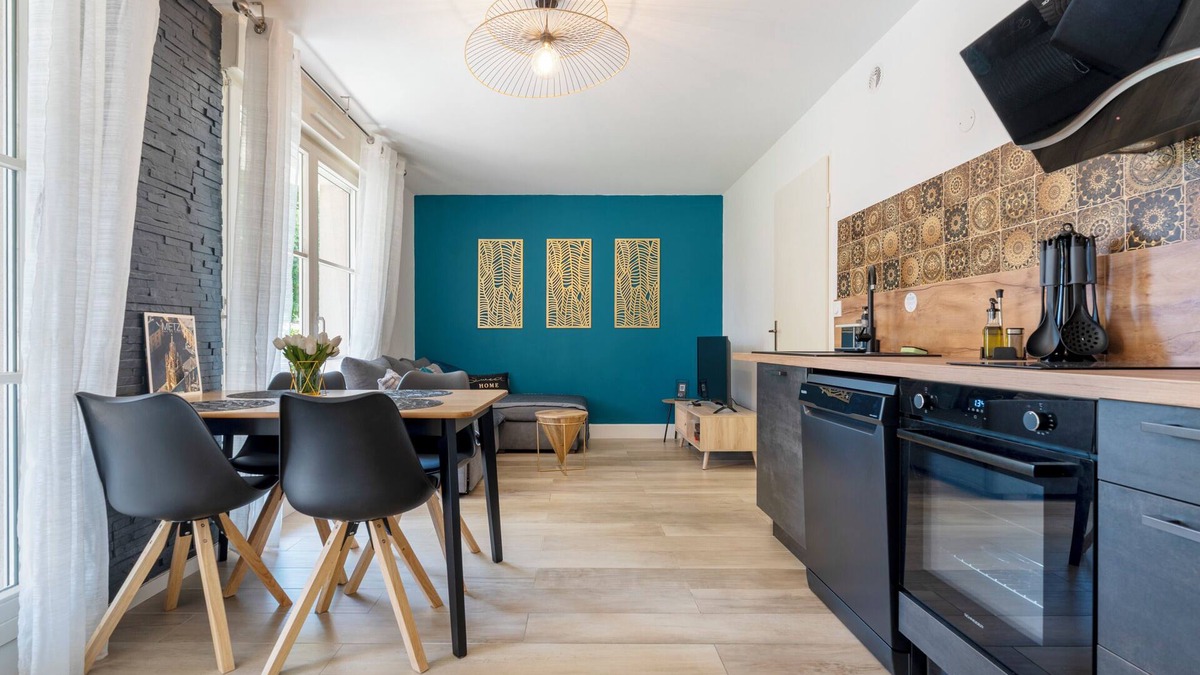 Nouvelle Ville Apartment | Le Mangin Privé