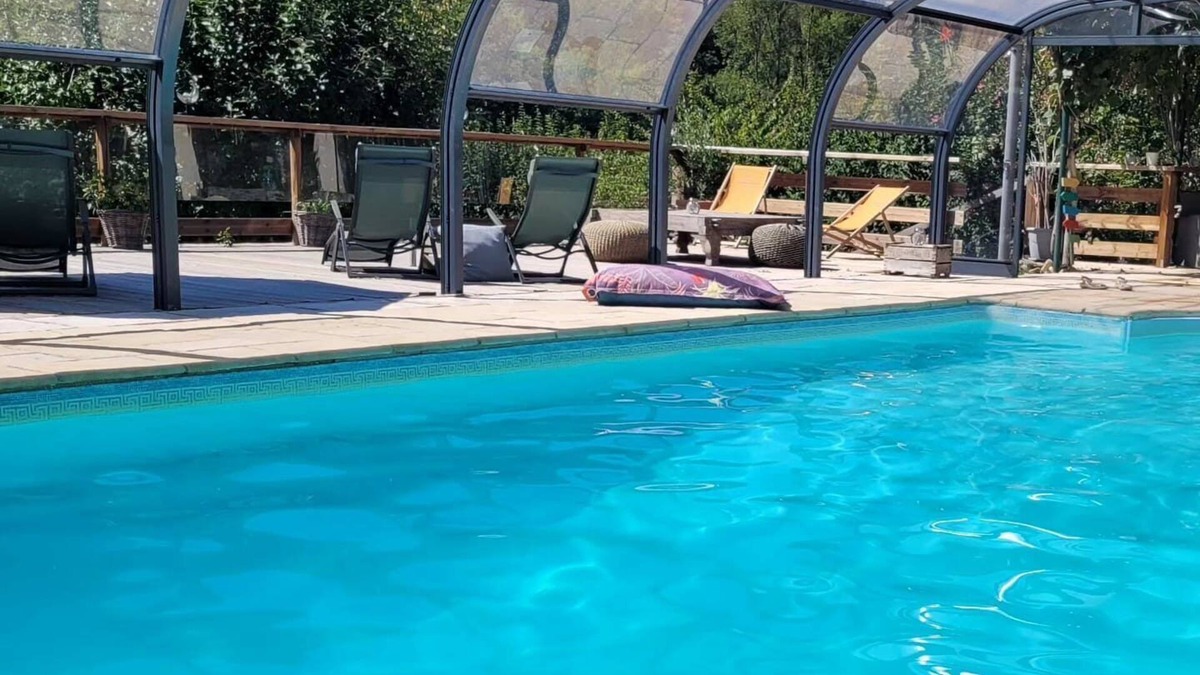 Grand-Vabre Bed & Breakfast | Le Manoir des pélies- Horizon